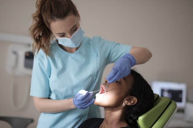 Quais as principais especializações da odontologia?