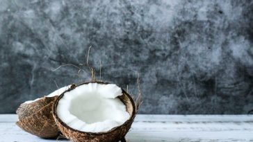 5 curiosidades sobre o óleo de coco