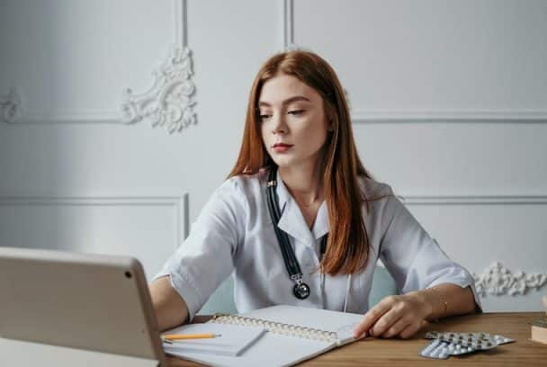 com quantos anos pode fazer curso técnico de enfermagem