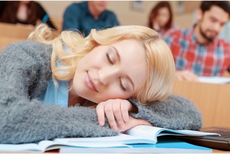 como tirar o sono na aula