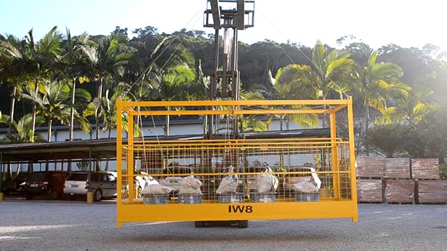 Equip. de guindar para elev. de pessoas e realização de trabalho em altura